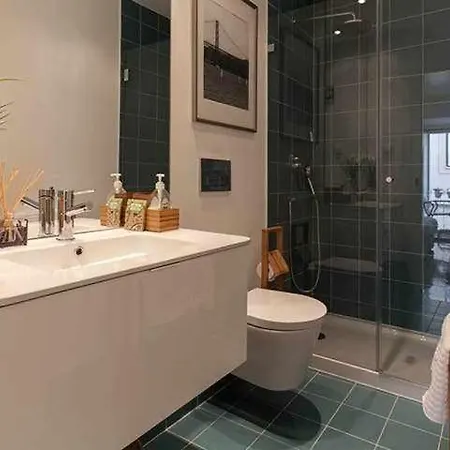 Santana Deluxe Apartman Lisboa